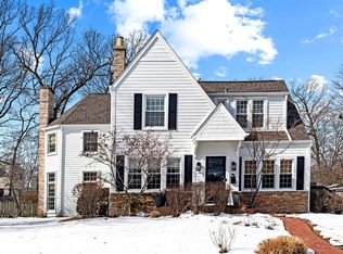 1244 Sherwood Rd, Highland Park, IL 60035