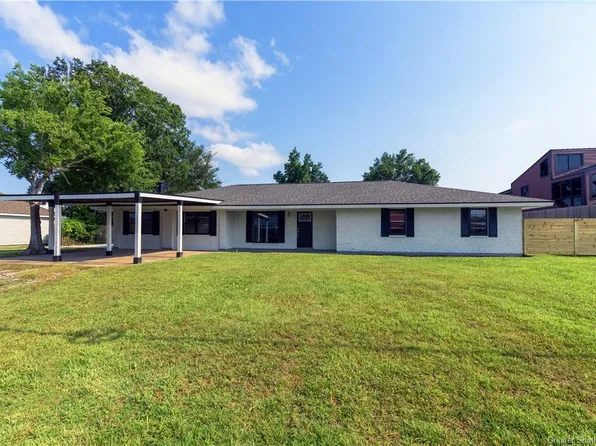 1009 Bee Tree St, Westlake, LA 70669