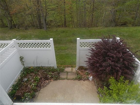 4th image of 214 Regina Dr #1A