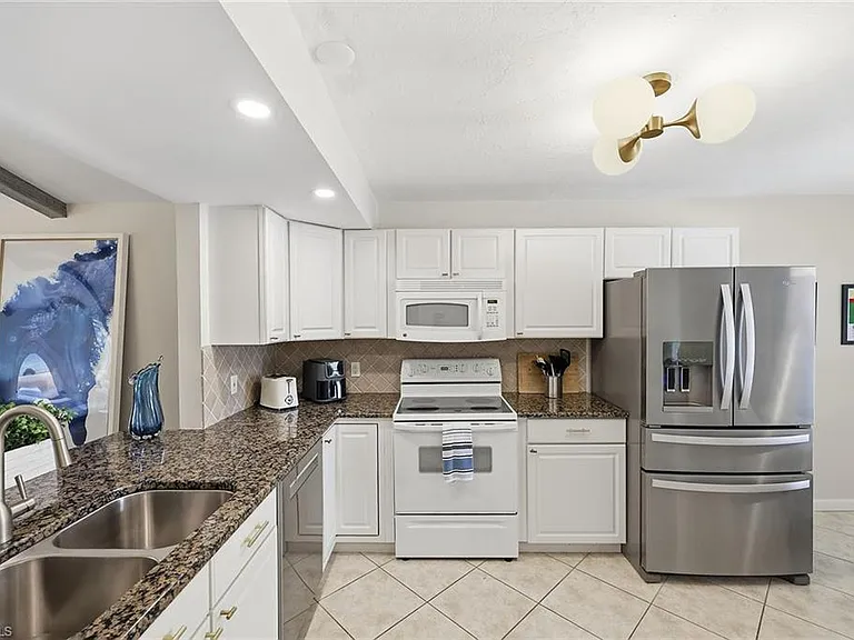 500 Misty Pines Cir #2204 — Photo 9