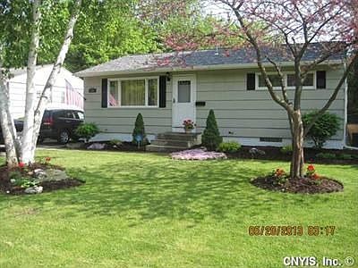 1st image of 221 Armstrong Pl