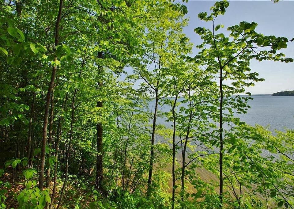 1st image of LOT 2 Fleur De Ln