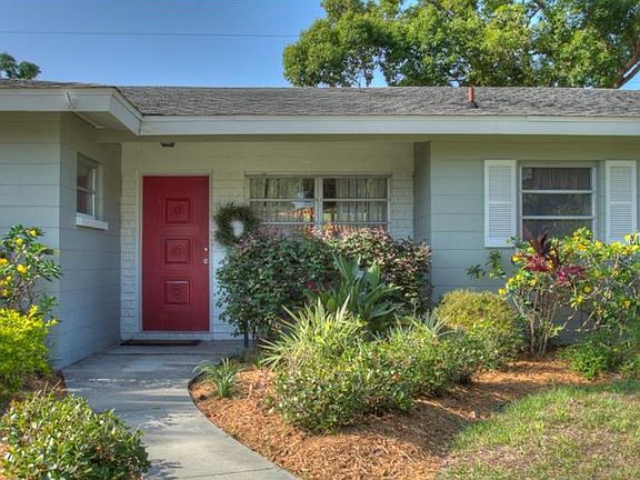 3rd image of 3102 Bougainvillea St