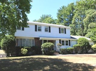 482 Lowell St, Lynnfield, MA 01940