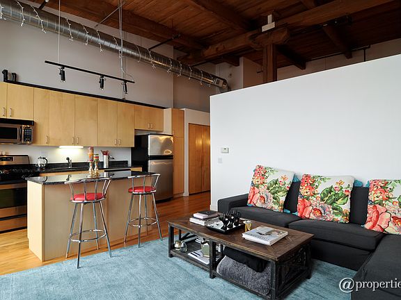Kitchen/Living Room