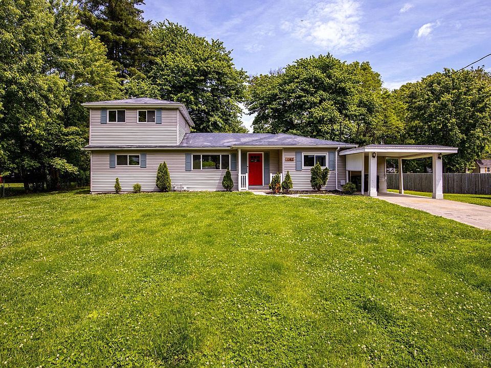 1st image of 1382 Lela Ln