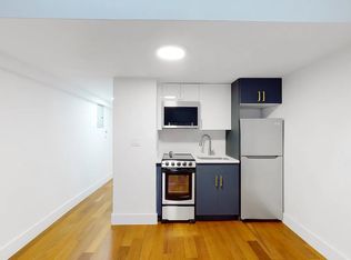 659 10th Ave #BB1, New York, NY 10036