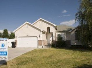 1192 E 1350 S, Clearfield, UT 84015