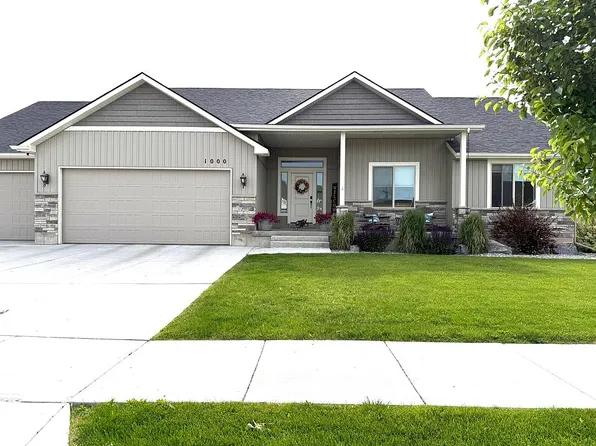 1000 Red Robin Ave, Ammon, ID 83401