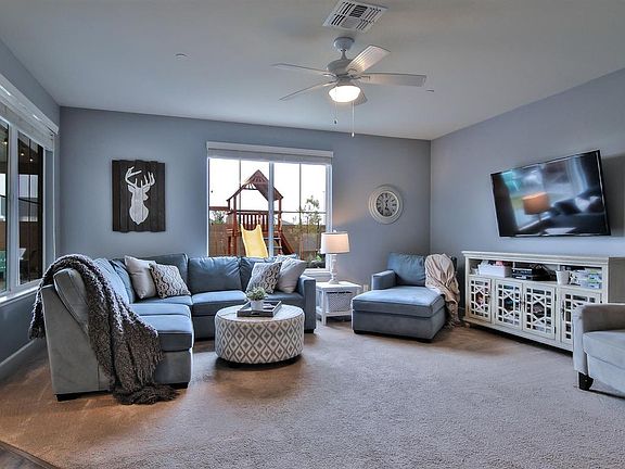 4th image of 3065 Lamar Way