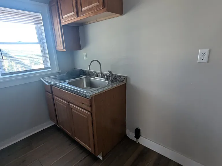 1495 State St #1R — Photo 4