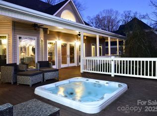 17955 Margie Ln, Norwood, NC 28128