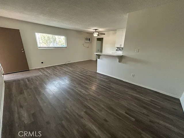 685 E Vista Chino #1 — Photo 23