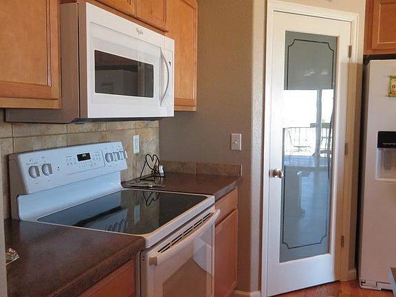 4th image of 1181 E Ivanhoe Dr