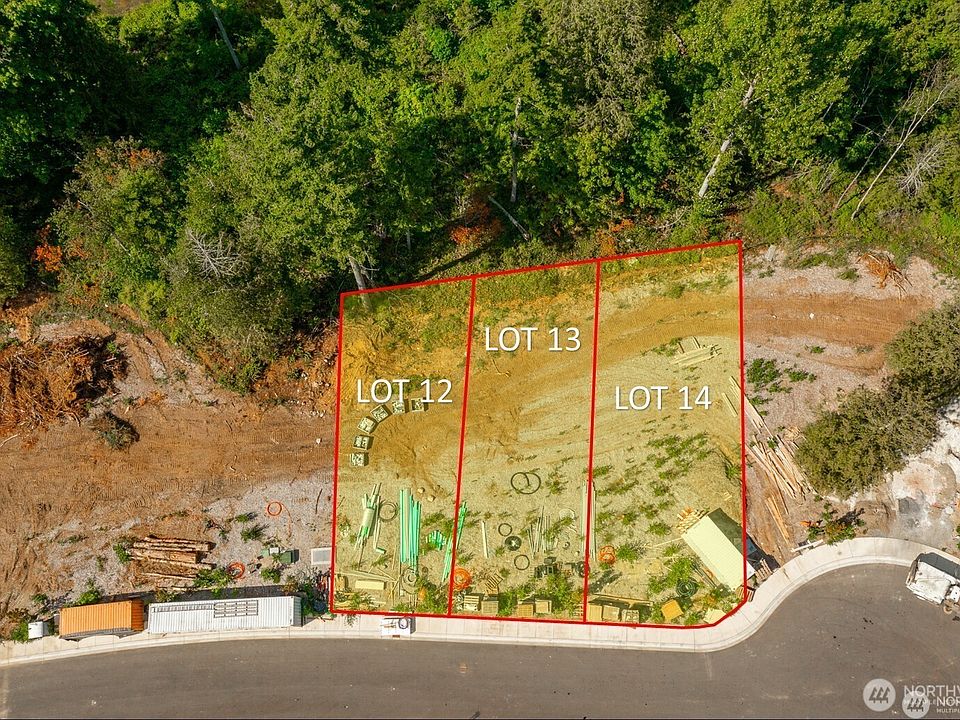 2nd image of 3028 Cedar View Way