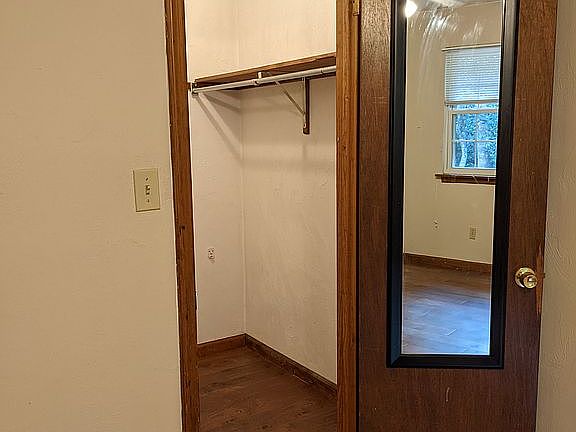 5th image of 2143 Victory Garden Ln