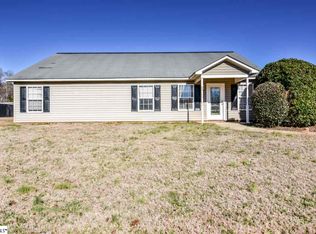121 Redcoat Ct, Simpsonville, SC 29680