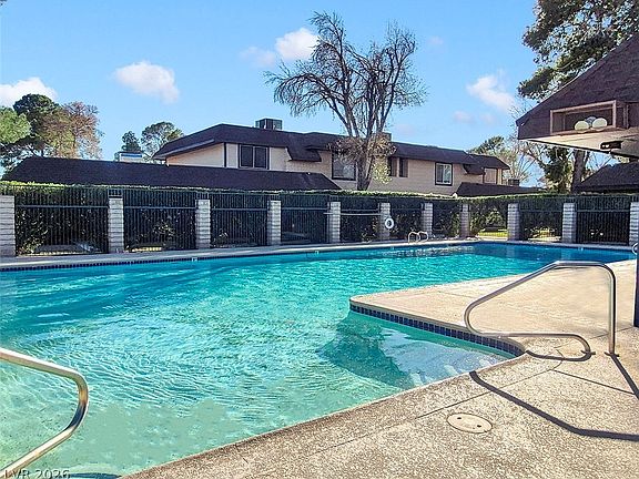 2nd image of 6154 Meadow Vista Ln