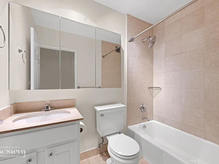 30 W 63rd St #6T — Photo 6
