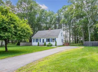 118 Pleasant View Dr, Killingly, CT 06241