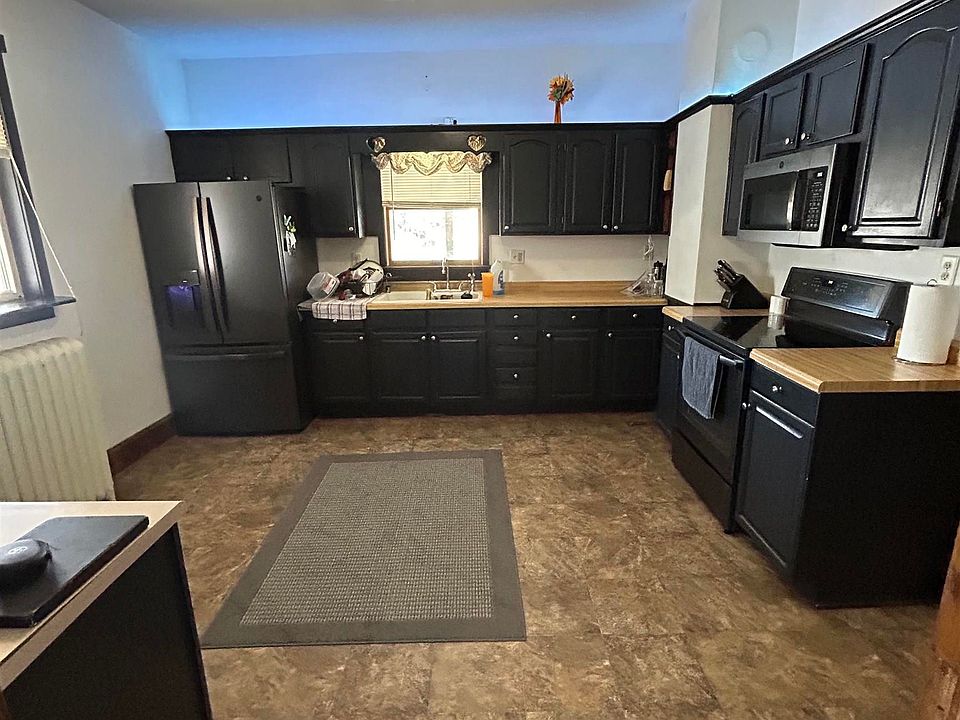 200 S Hanover St, Schaller, IA 51053 Zillow