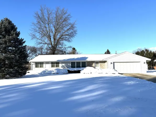 2231 East West Hart Road, Beloit, WI 53511