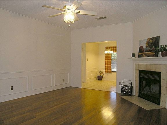 2nd image of 6407 Nellie Dr