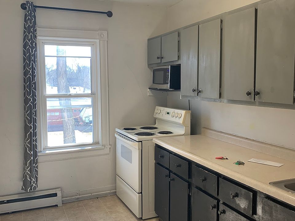 211 Pershing Ave N New Prague, MN, 56071 Apartments for Rent Zillow