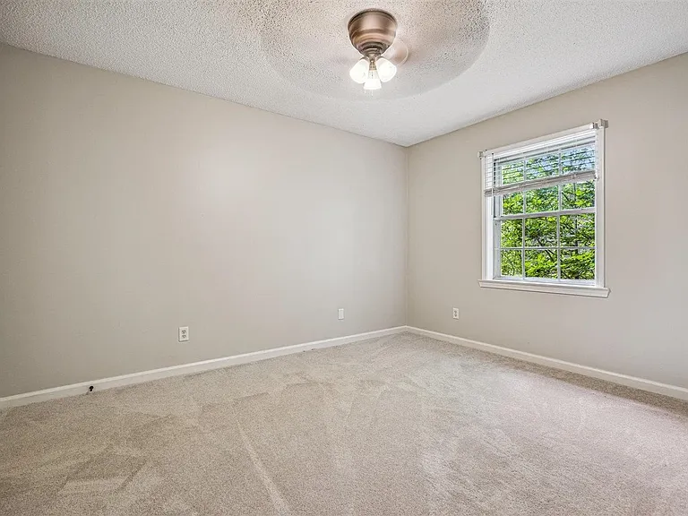 2232 Burfordi Ln — Photo 26