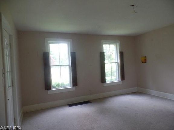 5th image of 8598 Center St