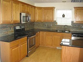 3rd image of 16869 Buckingham Ct