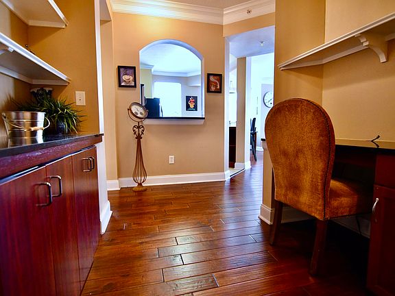 3rd image of 10435 Midtown Pkwy #305