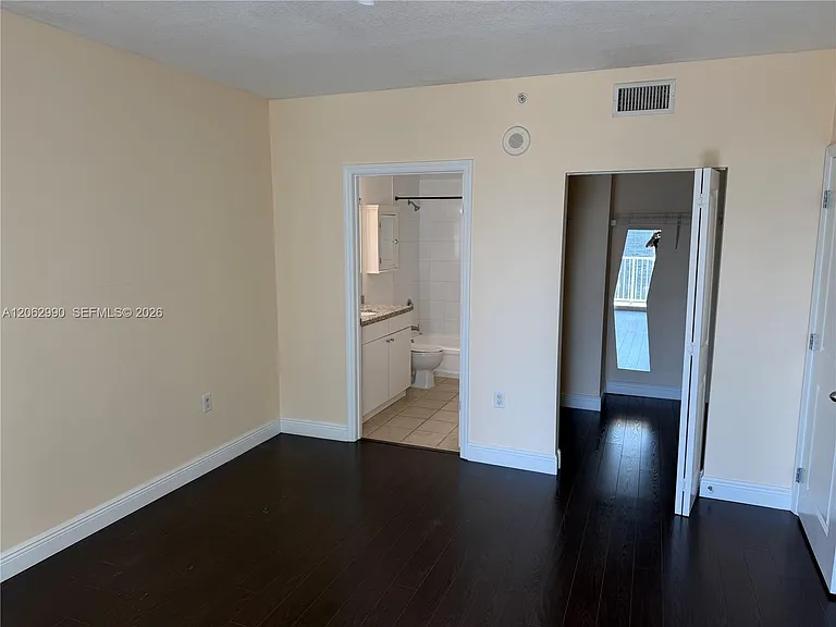 1250 S Miami Ave #1912 — Photo 8