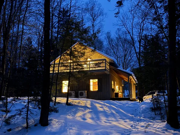 27 Iron Bridge Rd, Kingfield, ME 04947