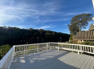 38 W River Styx Rd, Hopatcong, NJ 07843