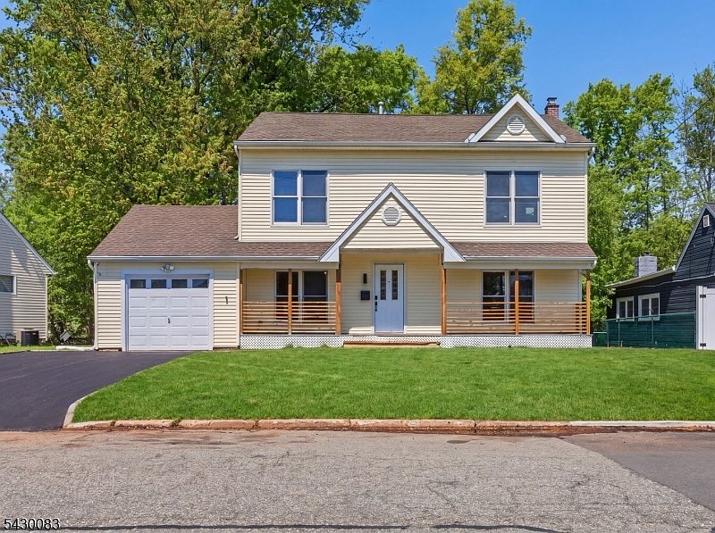 1st image of 64 Longfellow Dr