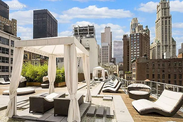 Rented by Sotheby's International Realty | media 40