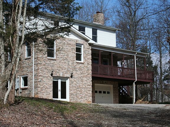 5th image of 2877 Luke Dr