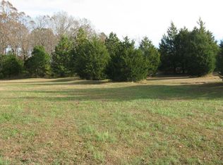 1369 1st Ave, Starr, SC 29684