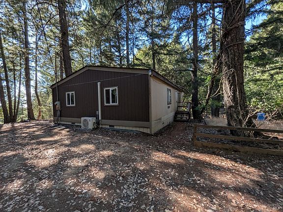 4th image of 3955 Blackhawk Drive