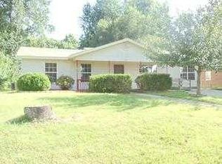 1807 Taylor Ave, Springdale, AR 72762