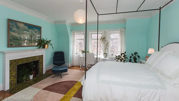 Rented by Garfield Realty  | media 21