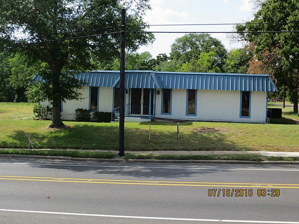 1st image of 605 E Main St