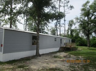 12005 Poinsettia St, Fountain, FL 32438