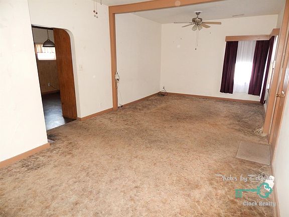 2nd image of 711 Corse Ave