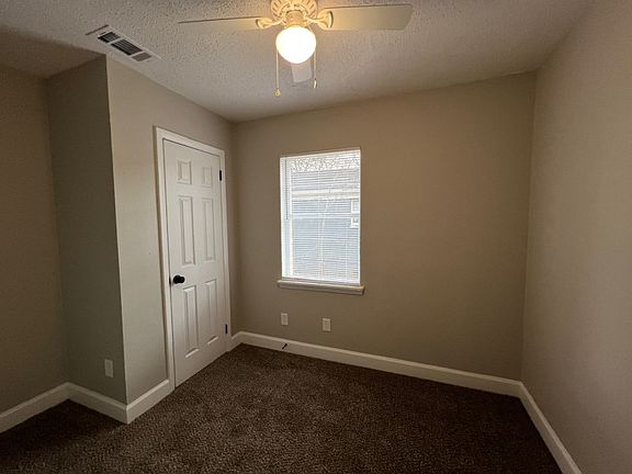 4th image of 1848 Farrington St