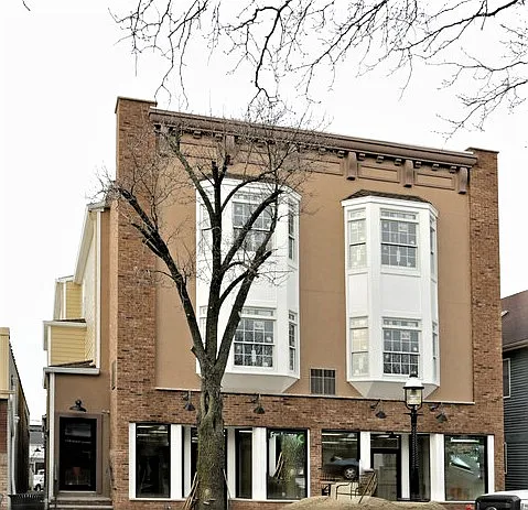 459 Main St #3 Photo 1