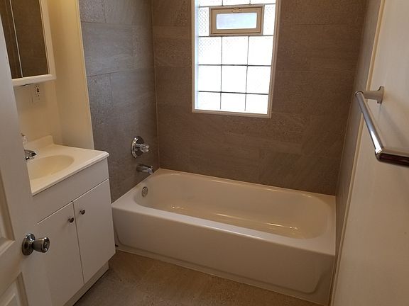 5th image of 1330 S 17th Ave
