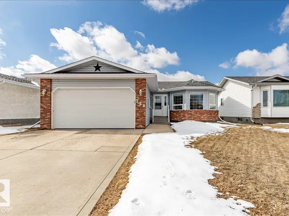 228 Parkside Dr, Wetaskiwin, AB T9A 3J5