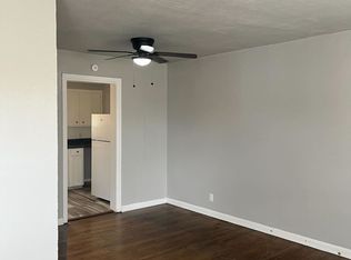 Eskridge Apartments., Houston, TX 77023
